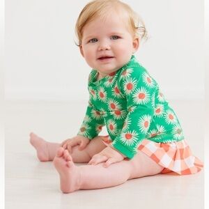 Hanna Andersson Baby Rash Guard Green With Daisies 6-12 Months